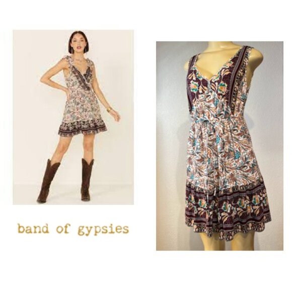 NWT Band of Gypsies Ivory Plum Dress  Size XS - Picture 1 of 9